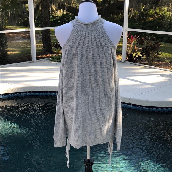 LAST ONE MED Grey cold shoulder halter sweater. - Picture 6 of 8